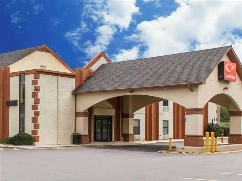 Econo Lodge At Six Flags Austell Exteriér fotografie
